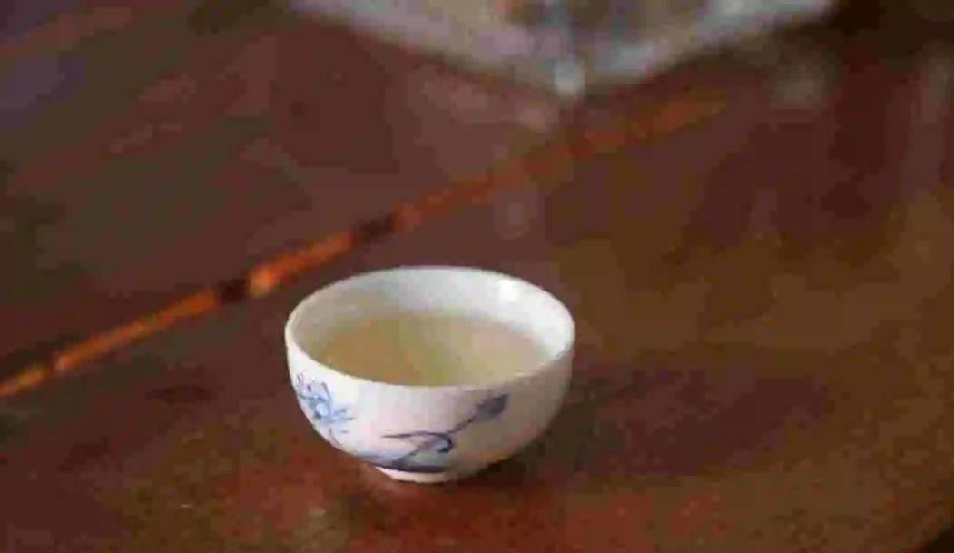中国茶界最残酷的现实：库存200万吨但很多人根本喝不起茶！芒果体育(图14)