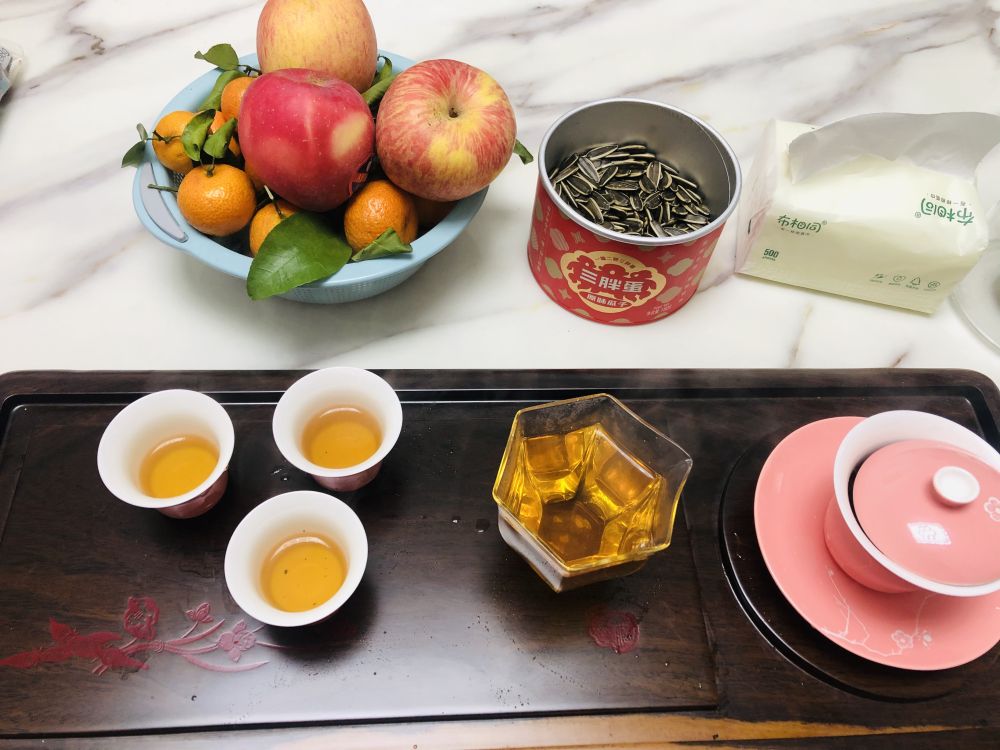 茶香飘出中国年味芒果体育儿(图1)